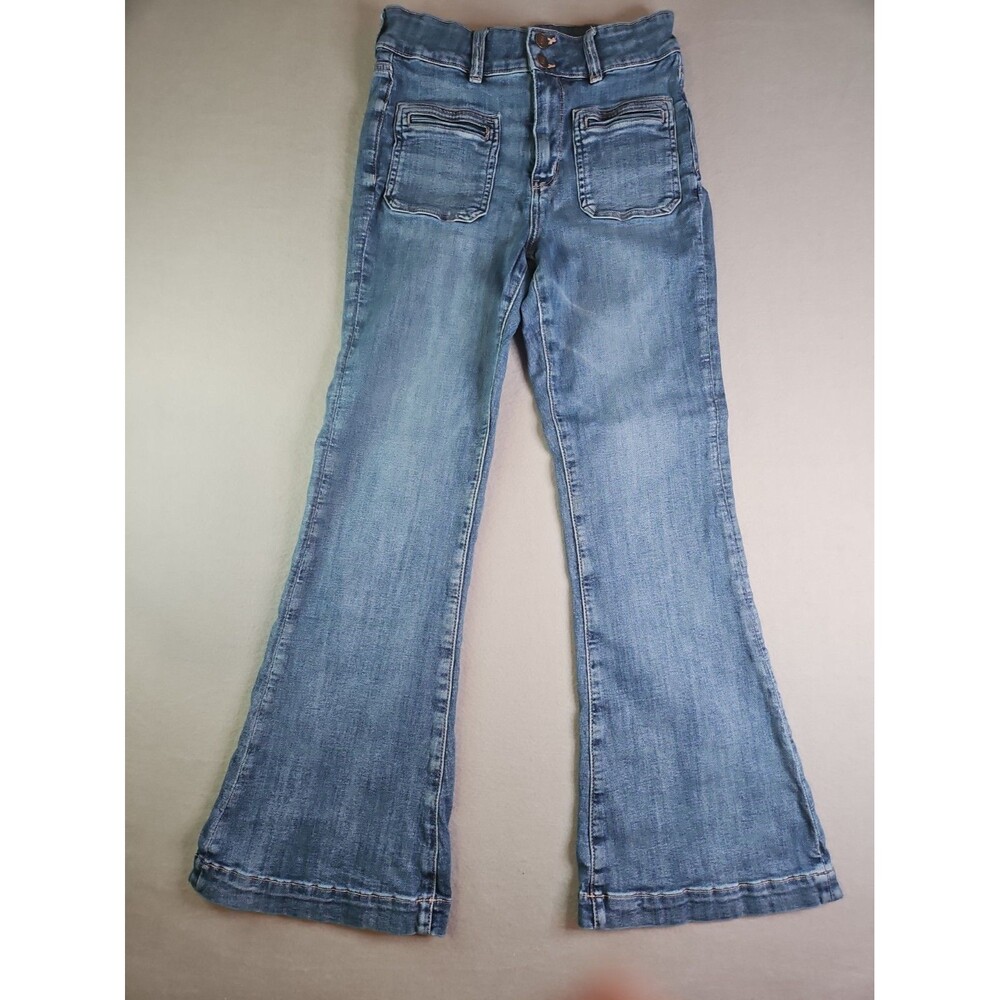 American Eagle Super Hi-Rise Flare Jeans Womens 8 Regular Stretch Medium Wash